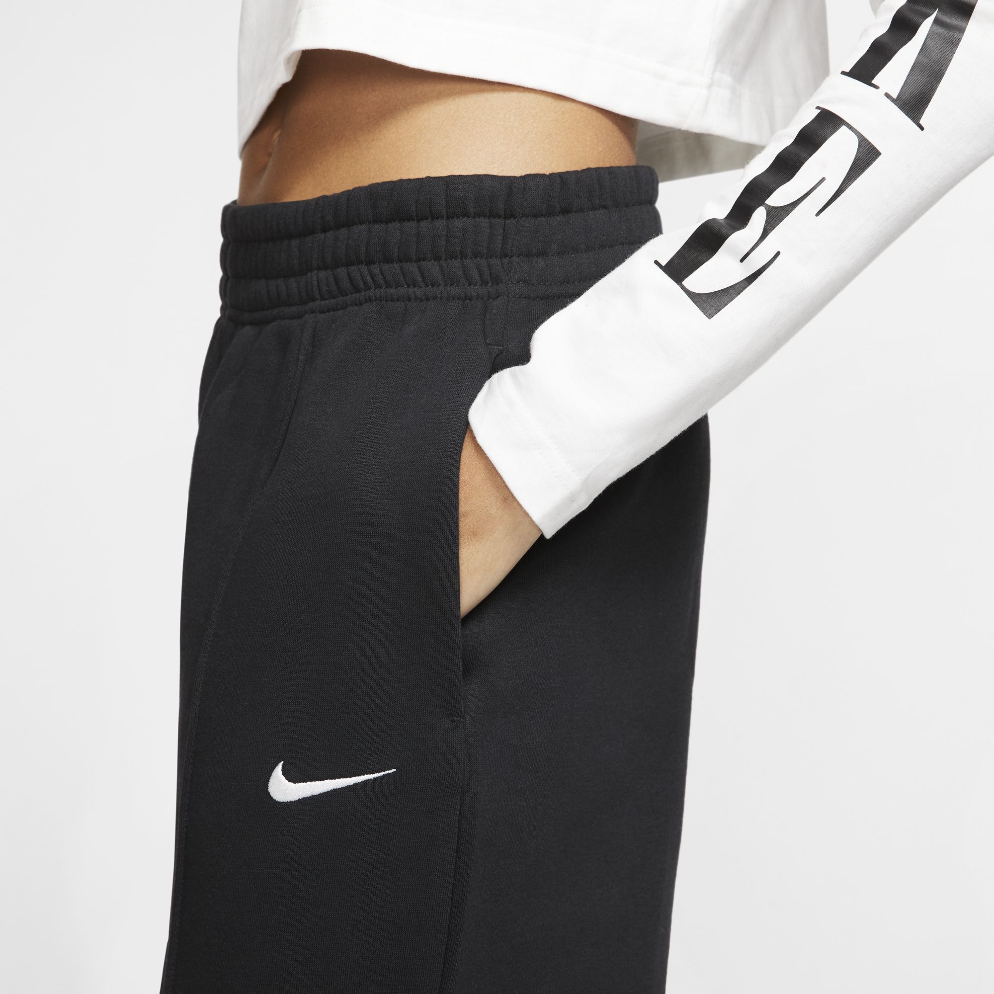 Nike essential 2014 online